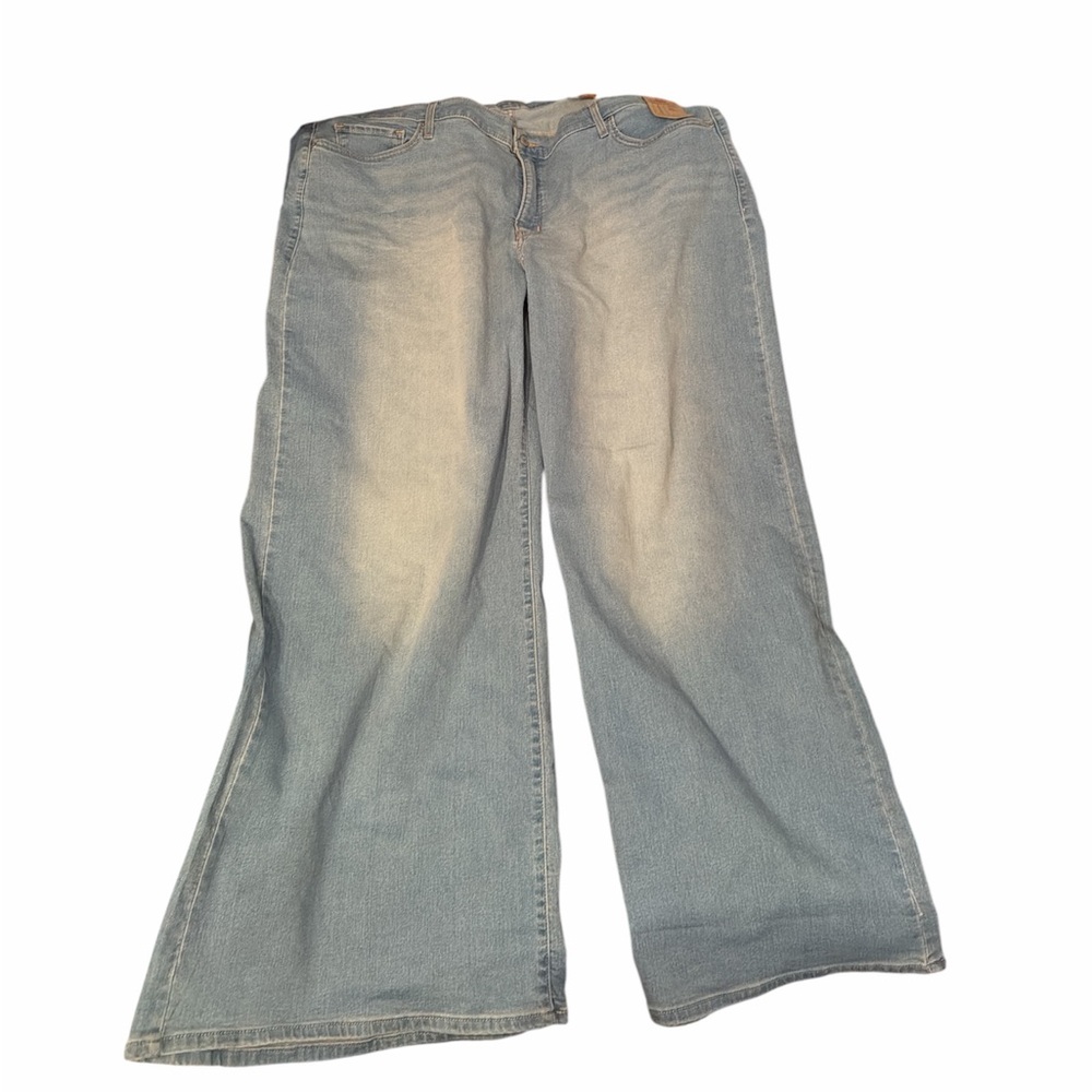 NWT Levi’s 318 Shaping Wide Leg Jeans‎ women’s plus size 26w